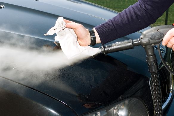 Використовувані при митті автомобілів хімічні засоби в значній мірі забруднюють навколишнє середовище