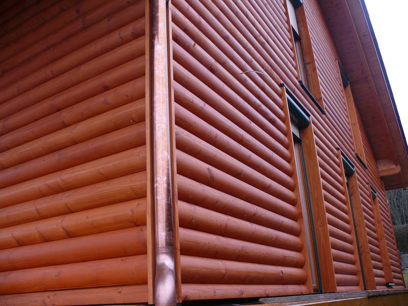 Для зовнішнього облицювання стін зазвичай використовуються дошки, шириною 130-190 мм
