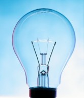 Лампи розжарювання споживають номінал свого позначення плюс п'ять або сім відсотків втрат
